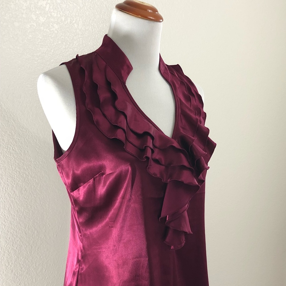 New York and Company Collar Ruffle Blouse size 8